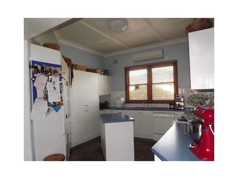 26 Knight St, Coonabarabran NSW 2357