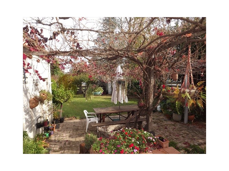 26 Knight St, Coonabarabran NSW 2357