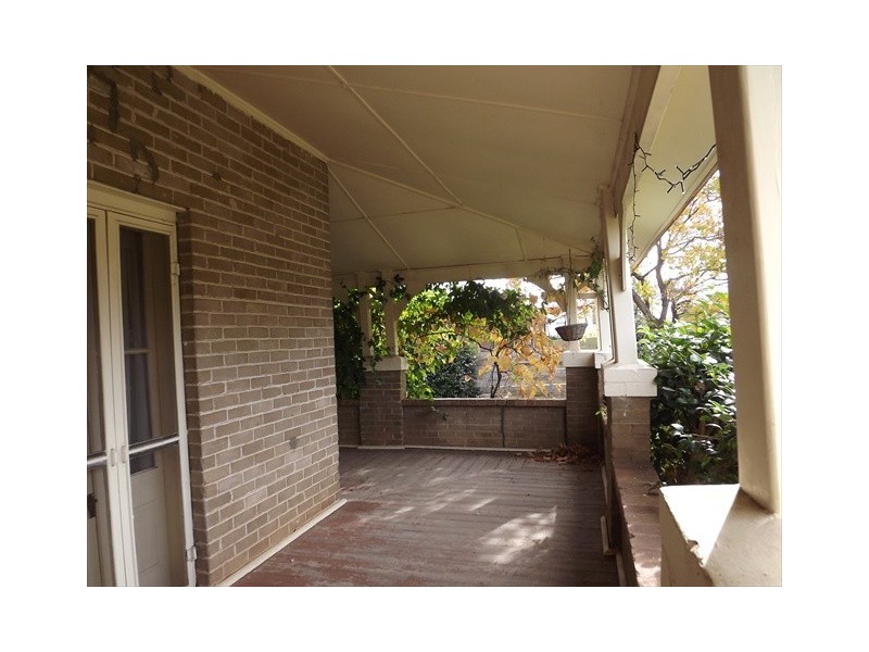 26 Knight St, Coonabarabran NSW 2357