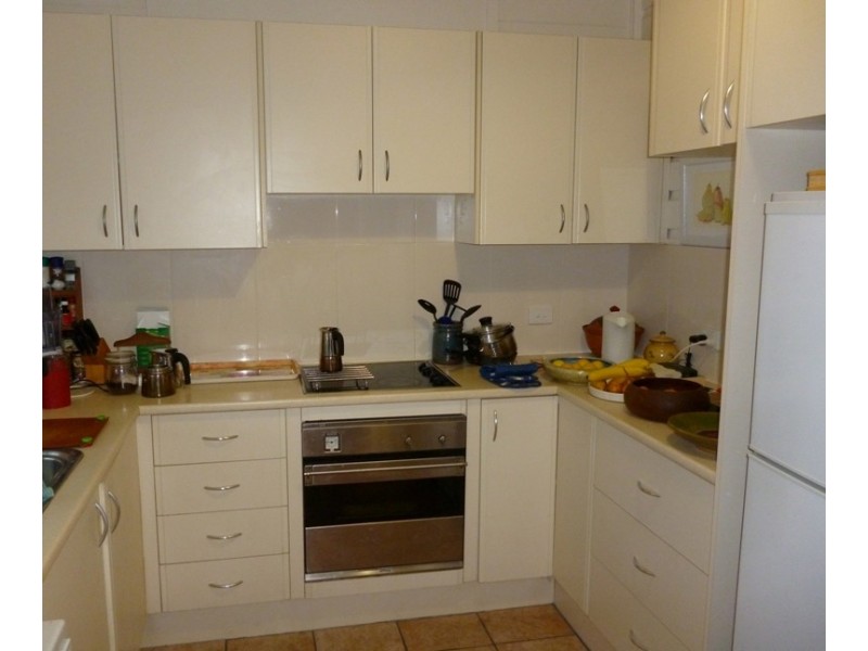 13 Robertson St, Coonabarabran NSW 2357