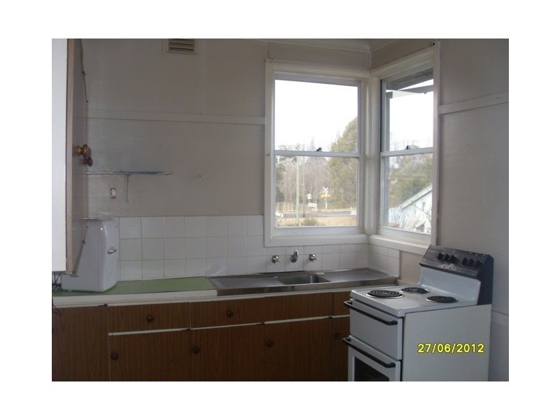 6 Clarke St, Coonabarabran NSW 2357