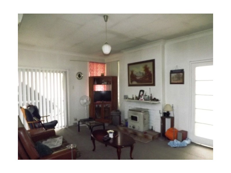 6 Clarke St, Coonabarabran NSW 2357