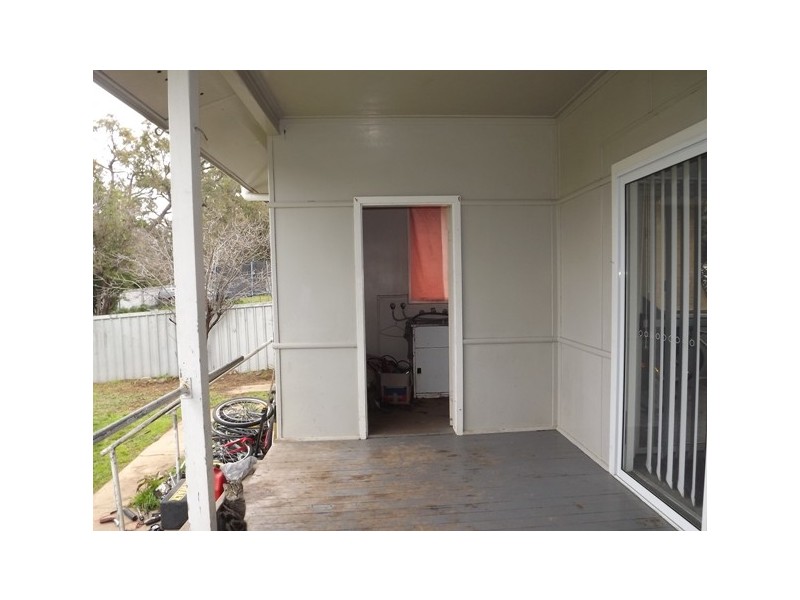 6 Clarke St, Coonabarabran NSW 2357
