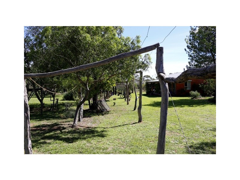 “Canopus” Guinema Road, Bugaldie NSW 2357