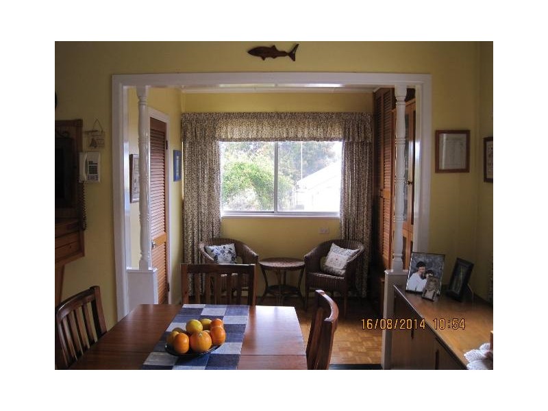 16 Knight Street, Coonabarabran NSW 2357