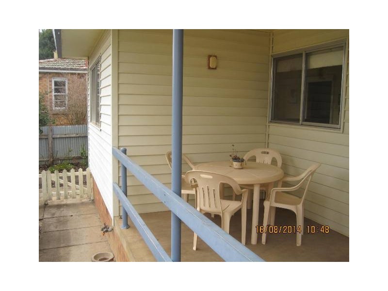 16 Knight Street, Coonabarabran NSW 2357
