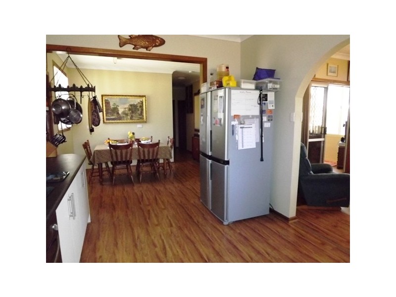 17 Narren St, Baradine NSW 2396