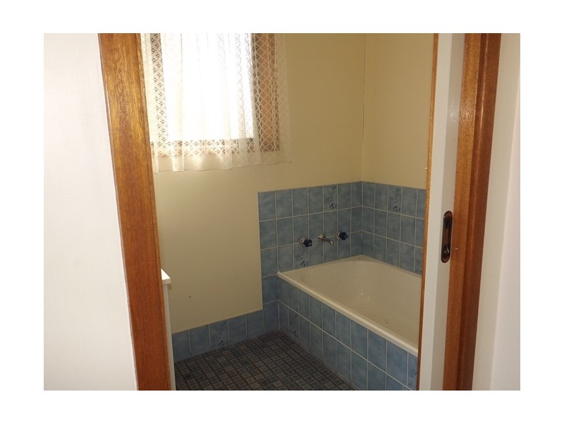 2 Hill St, Coonabarabran NSW 2357