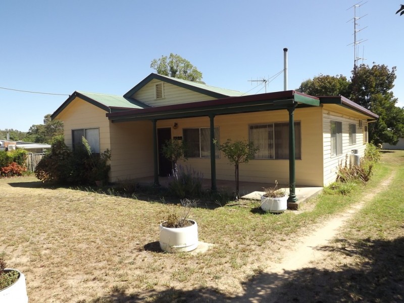 15 Gordon St, Coonabarabran NSW 2357