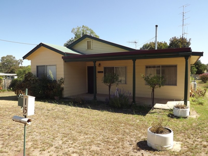 15 Gordon St, Coonabarabran NSW 2357