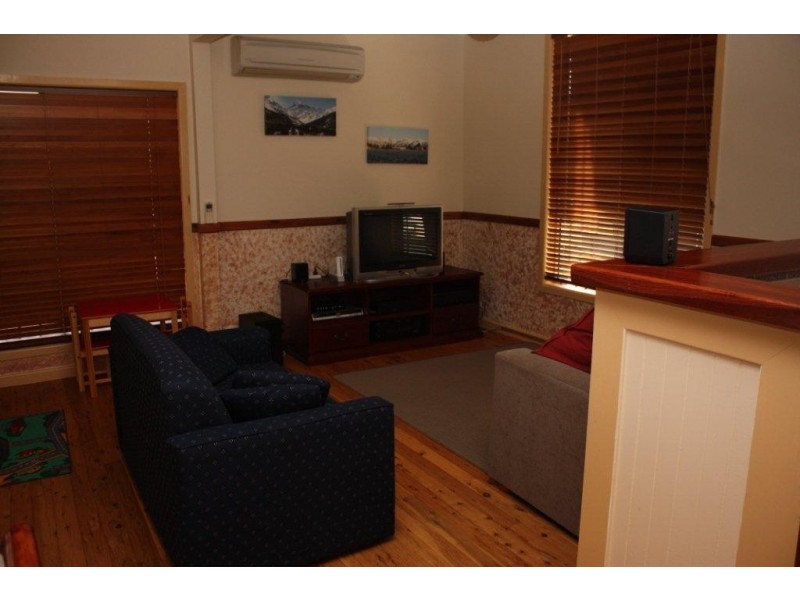 30 North St, Coonabarabran NSW 2357