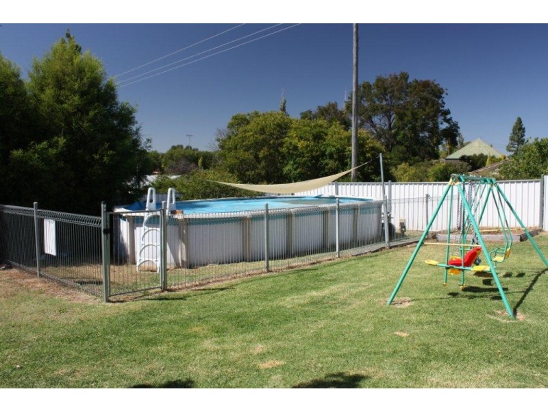 30 North St, Coonabarabran NSW 2357