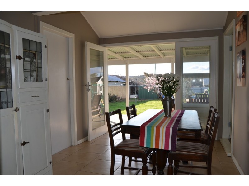 91 Dalgarno Street, Coonabarabran NSW 2357