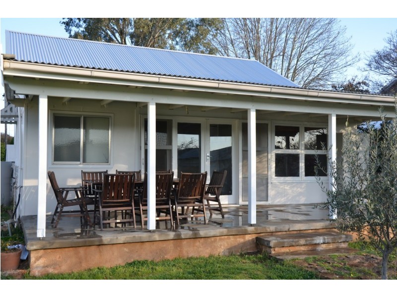 91 Dalgarno Street, Coonabarabran NSW 2357