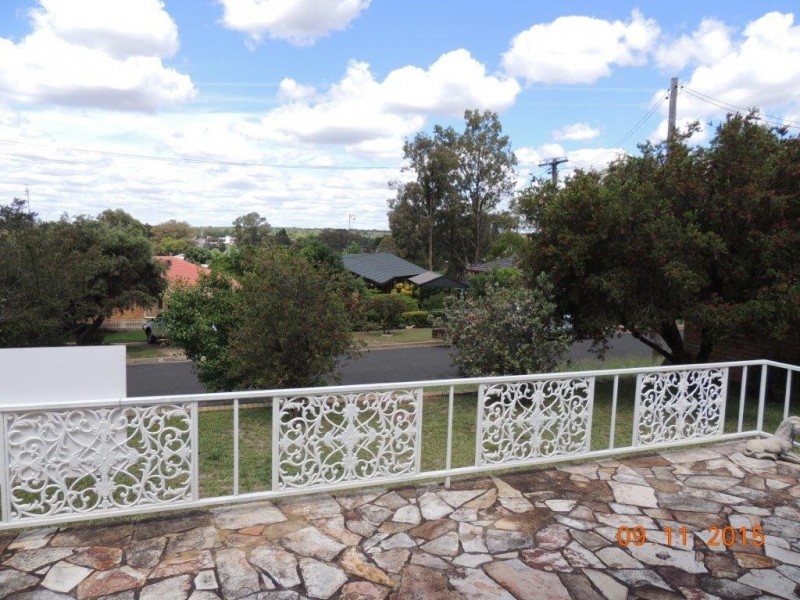 14 Hagan Avenue, Coonabarabran NSW 2357