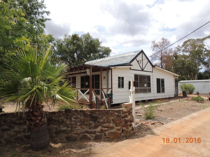 28 Bandulla Street, Coonabarabran NSW 2357