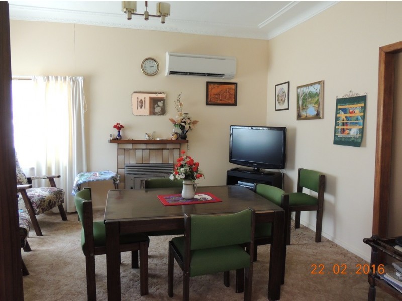 70 Edwards St, Coonabarabran NSW 2357