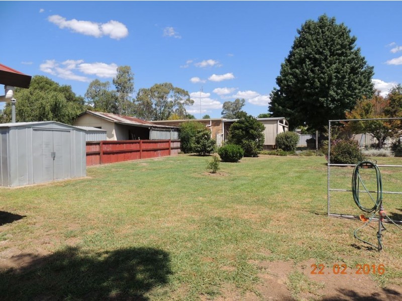 70 Edwards St, Coonabarabran NSW 2357