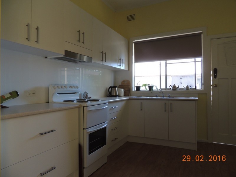 37 Knight St, Coonabarabran NSW 2357