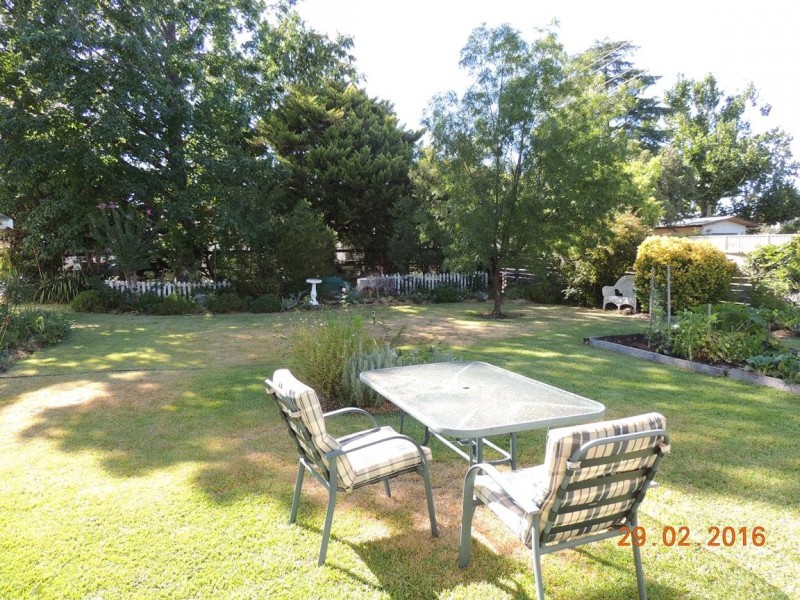 37 Knight St, Coonabarabran NSW 2357