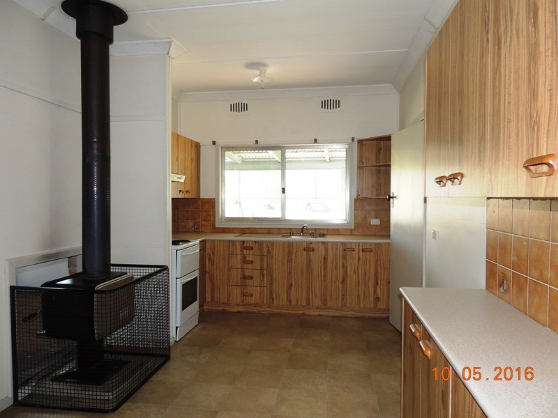 16 Ann St, Coonabarabran NSW 2357