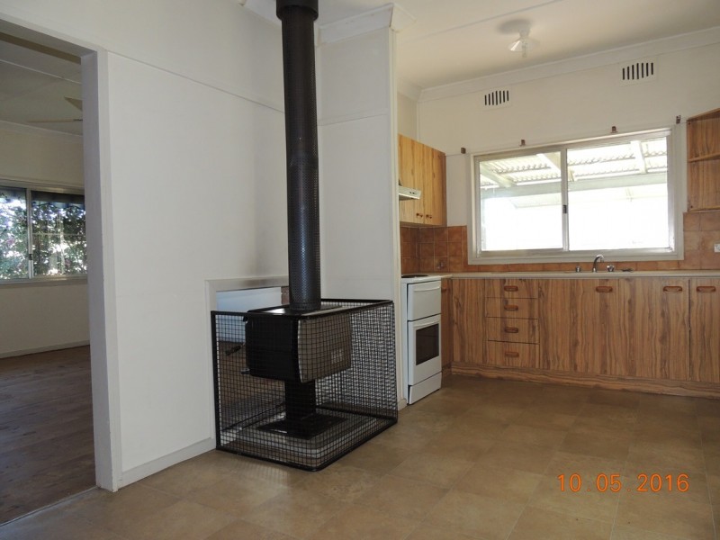 16 Ann St, Coonabarabran NSW 2357