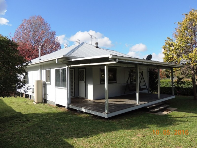 16 Ann St, Coonabarabran NSW 2357