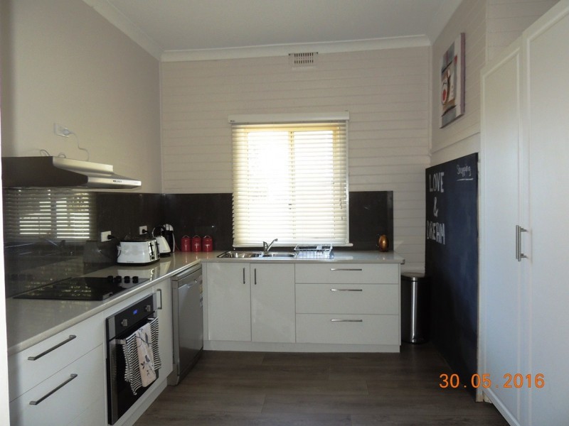 7 George St, Coonabarabran NSW 2357