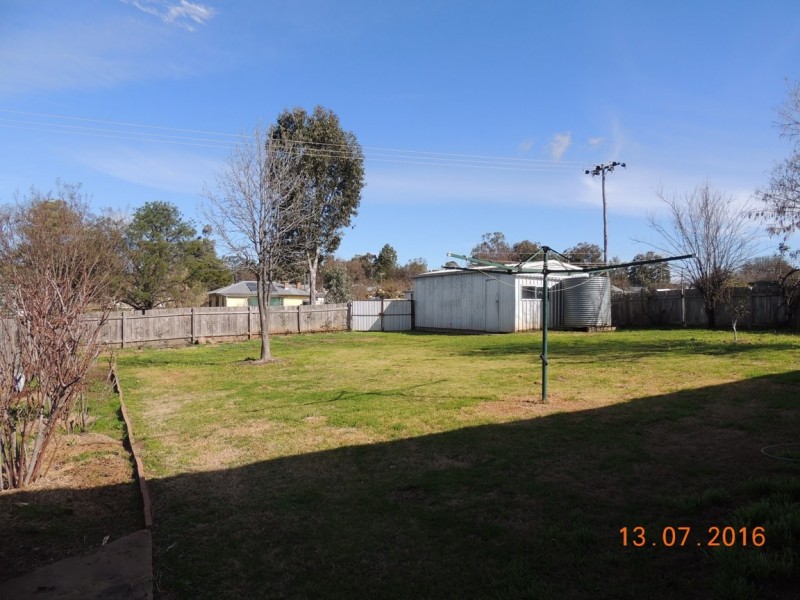 28 North St, Coonabarabran NSW 2357