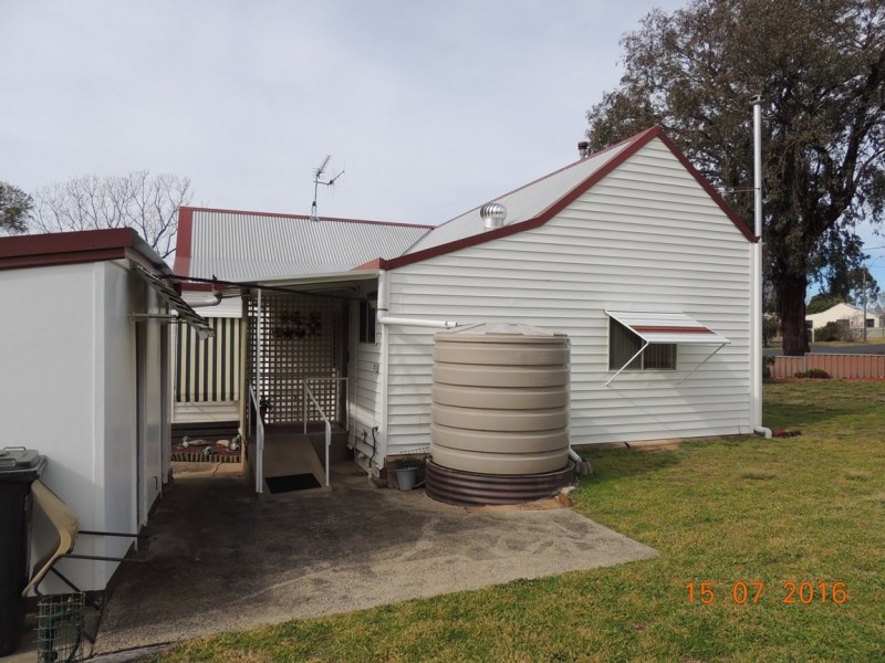 8A Camp St, Coonabarabran NSW 2357