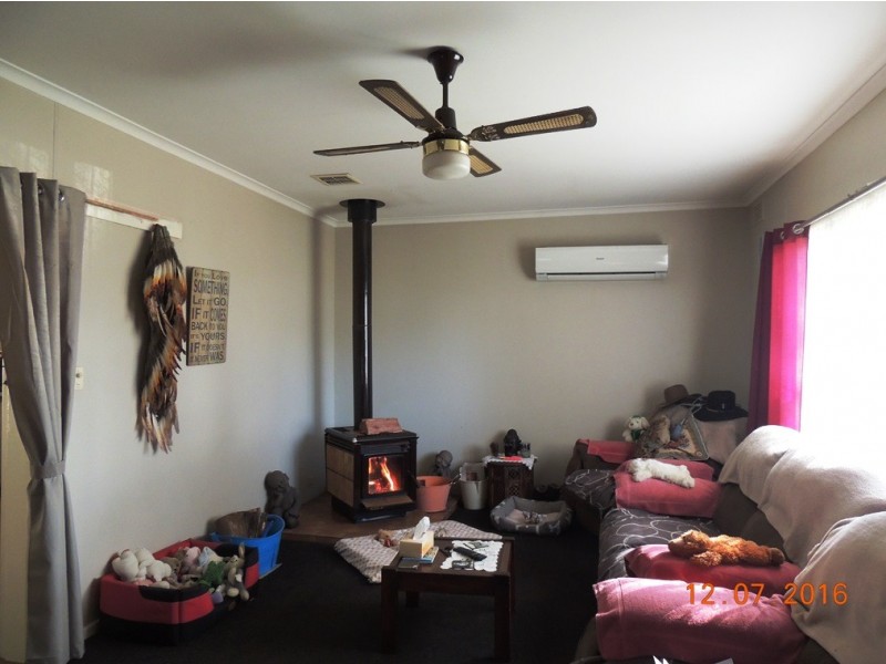 14 Edwards St, Coonabarabran NSW 2357