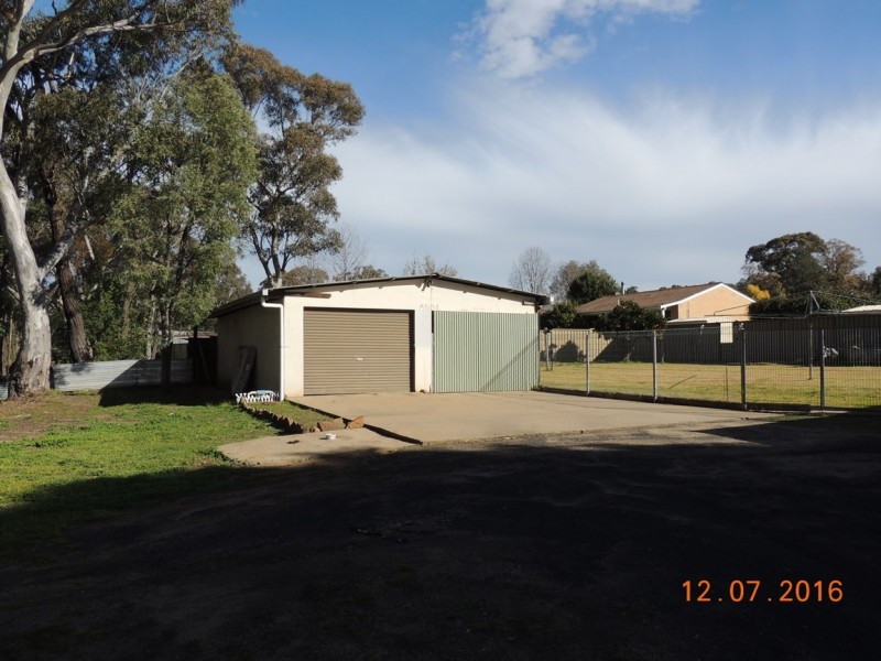 14 Edwards St, Coonabarabran NSW 2357