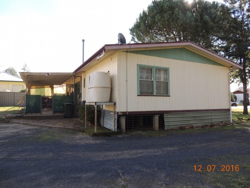 14 Edwards St, Coonabarabran NSW 2357