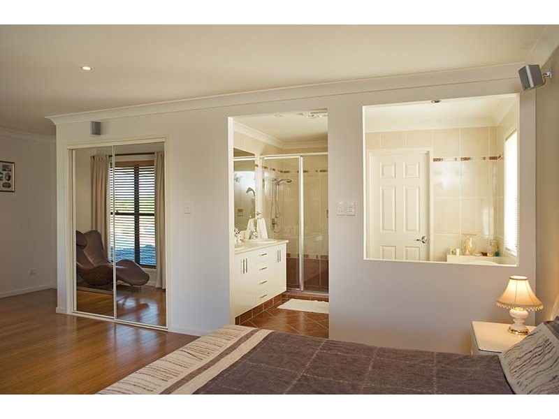 Sinnamon Park QLD 4073