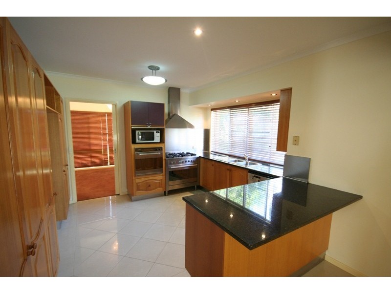 Mount Ommaney QLD 4074