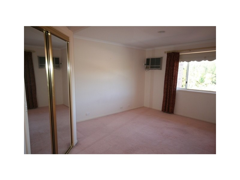 Sinnamon Park QLD 4073