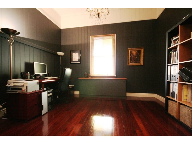 East Brisbane QLD 4169