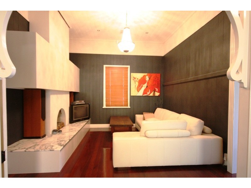 East Brisbane QLD 4169