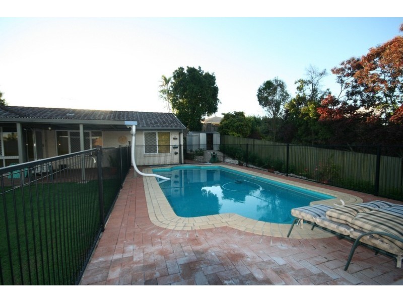 Sinnamon Park QLD 4073