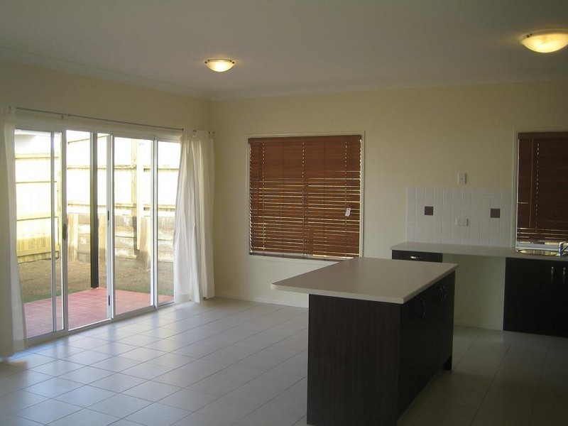 Springfield Lakes QLD 4300