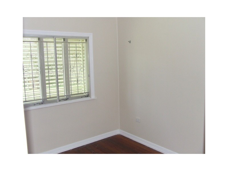 Holland Park West QLD 4121