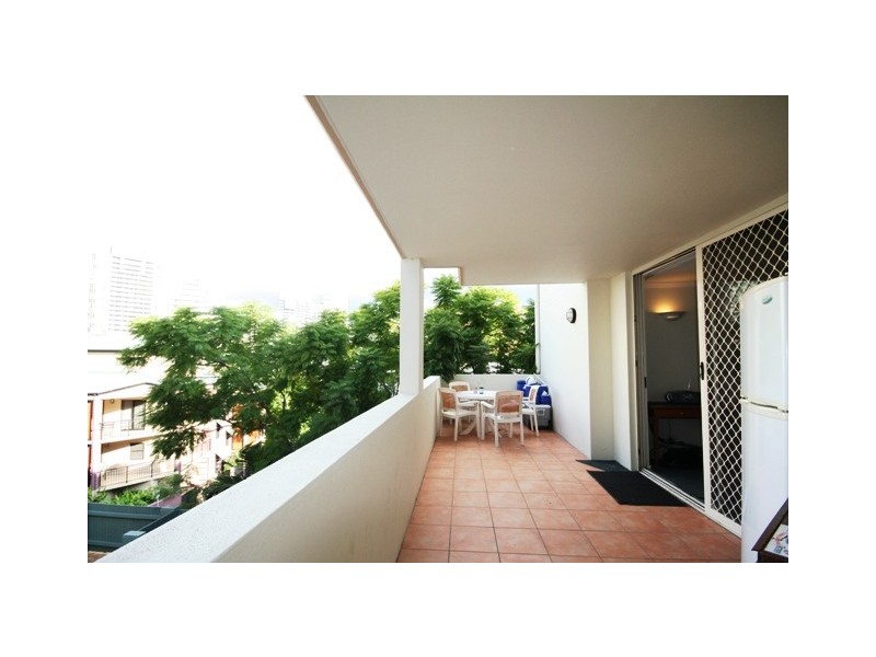 9/40 Sedgebrook Street, Spring Hill QLD 4000