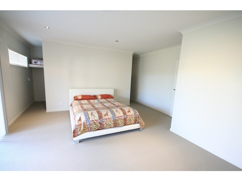 Sinnamon Park QLD 4073