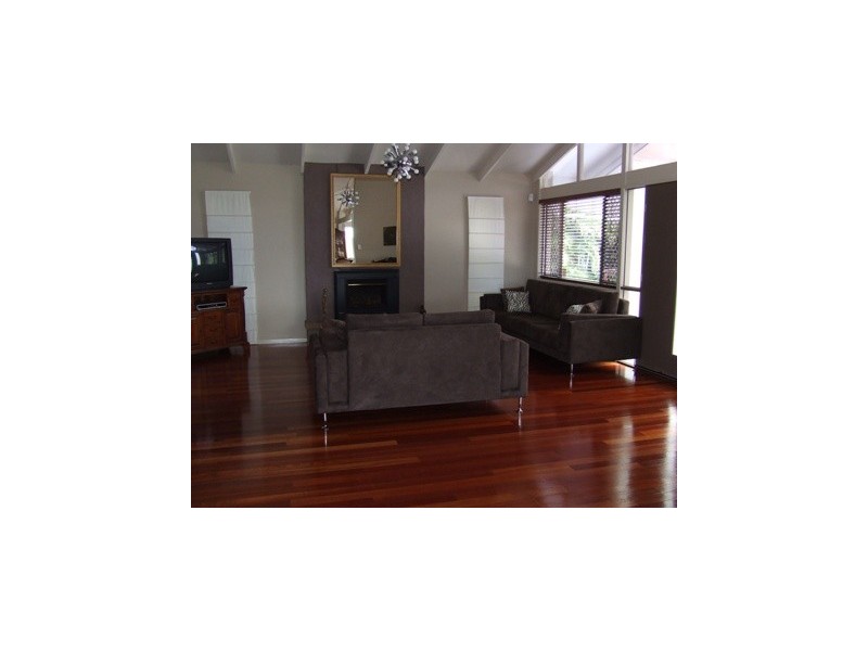 Mount Ommaney QLD 4074