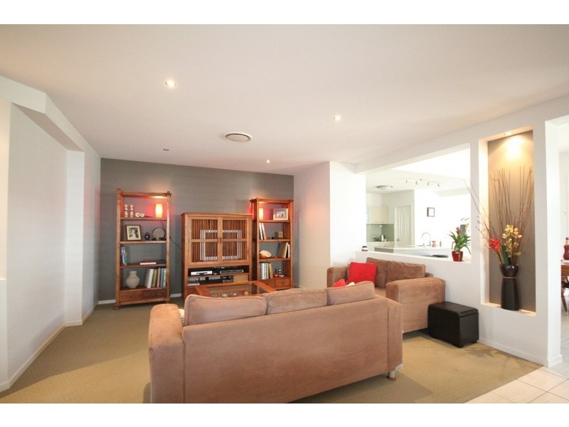 Sinnamon Park QLD 4073