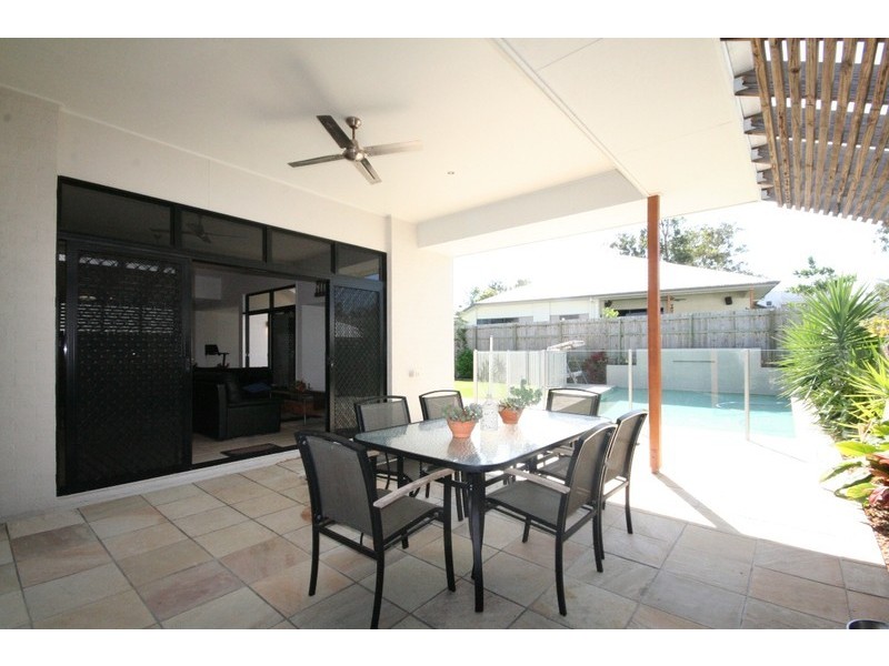 Sinnamon Park QLD 4073