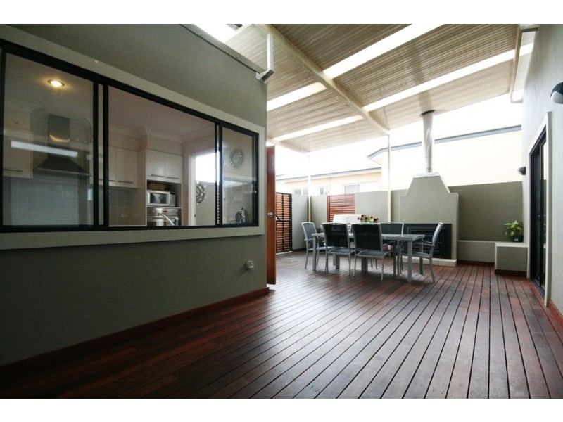 6 Ash Court, Carindale QLD 4152