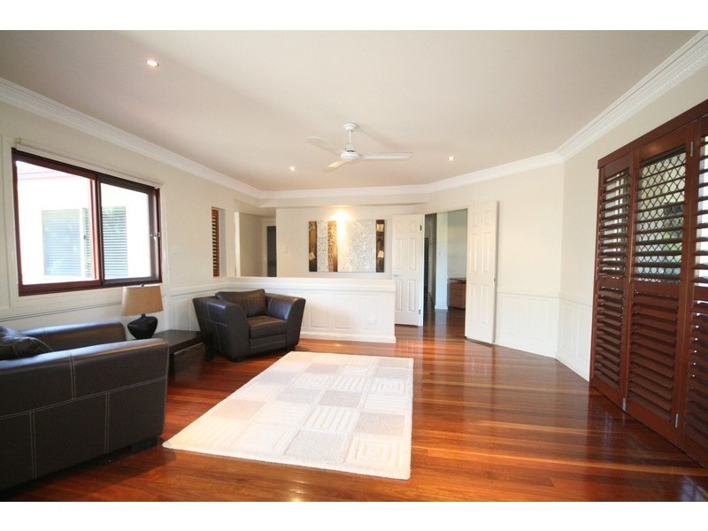 Sinnamon Park QLD 4073