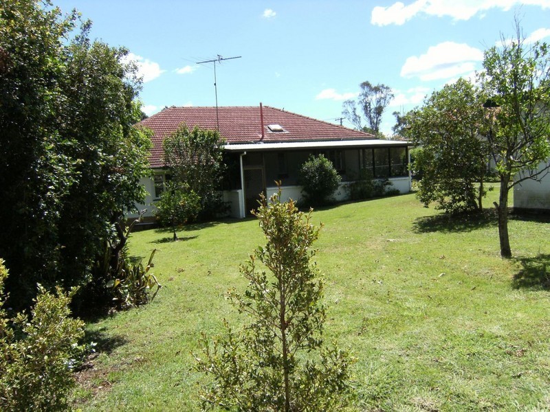Silkstone QLD 4304