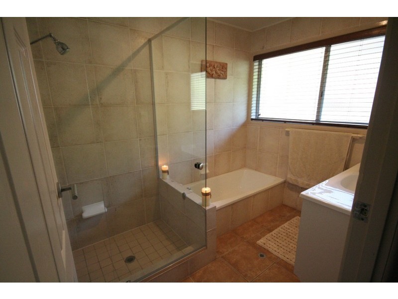 Mount Ommaney QLD 4074